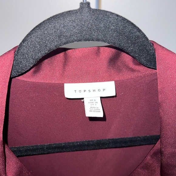 Topshop Cropped tie satin blouse - Picture 2 of 4